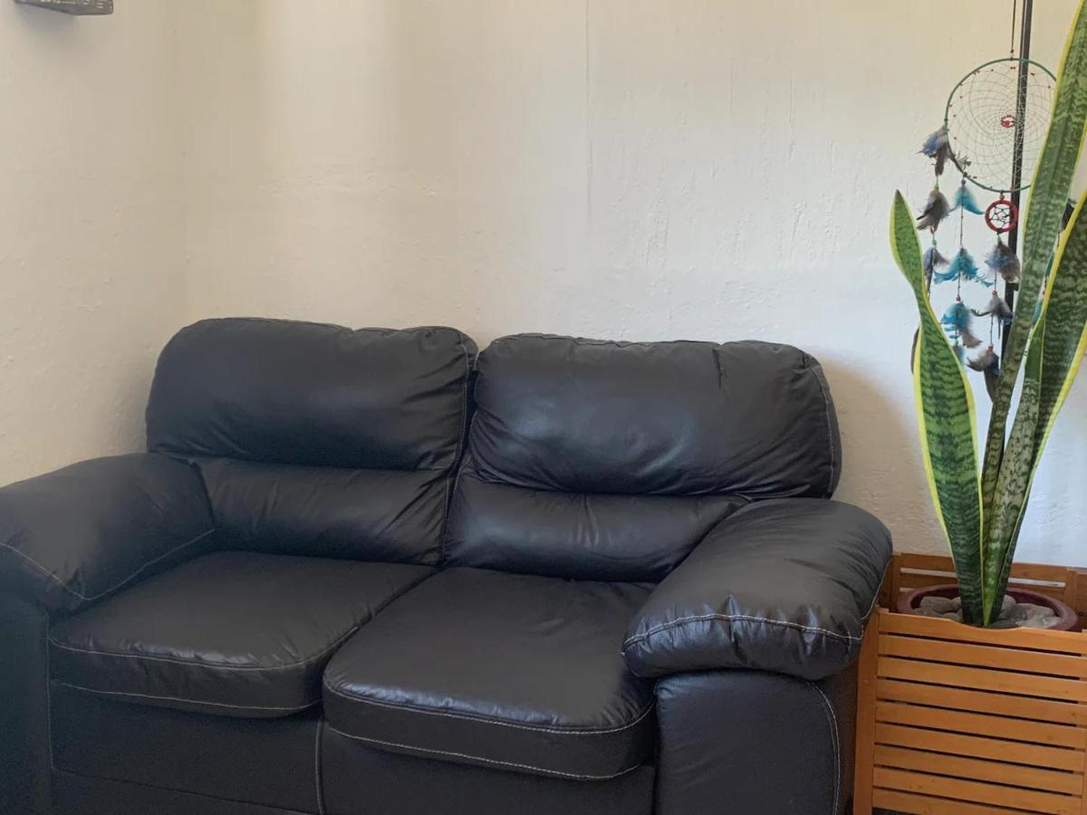Casa Madero #1, Central Studio Apartment 1 Block From Malecon لاباز المظهر الخارجي الصورة
